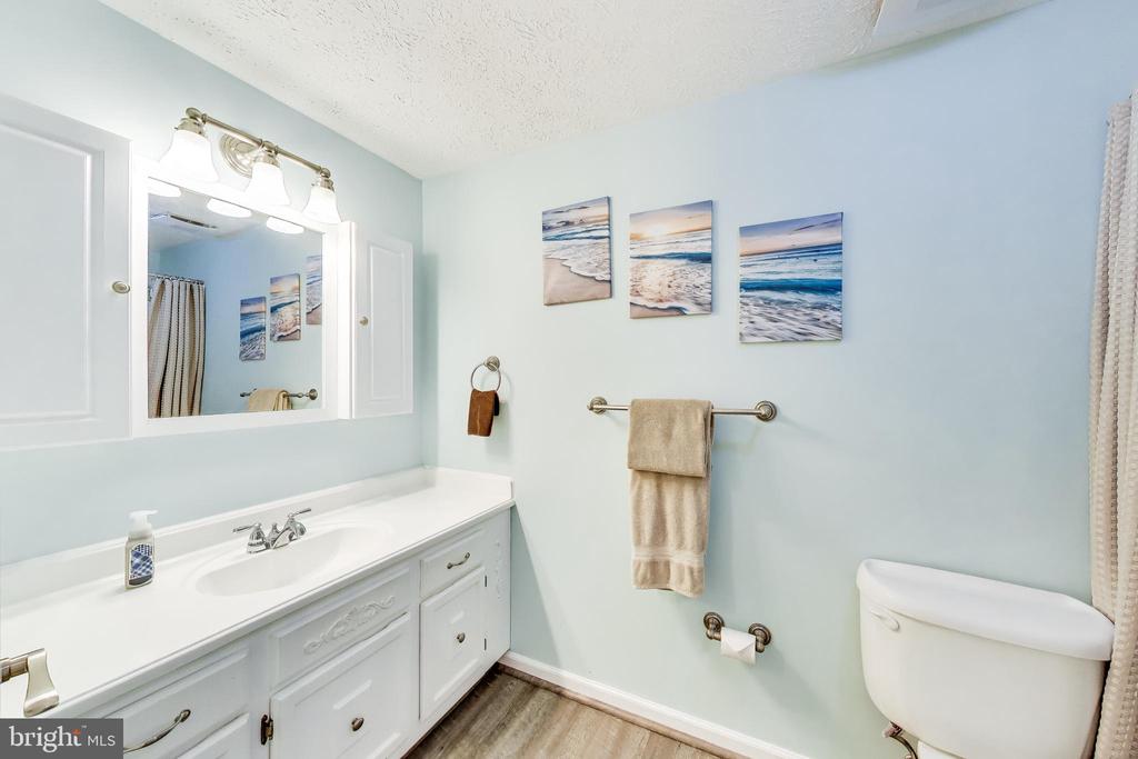 8404 CHILLUM COURT