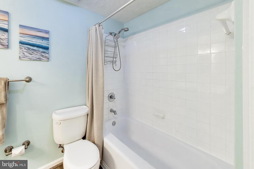 8404 CHILLUM COURT
