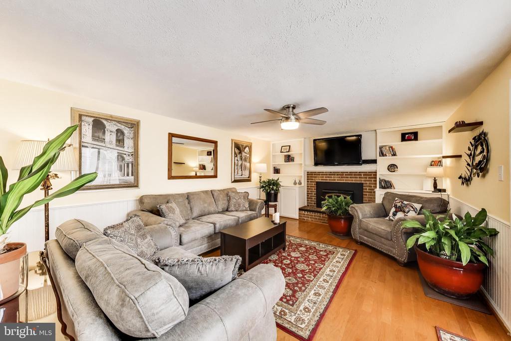 8404 CHILLUM COURT