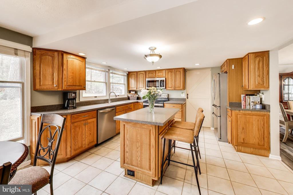 8404 CHILLUM COURT