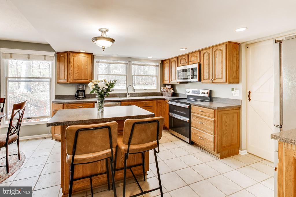 8404 CHILLUM COURT