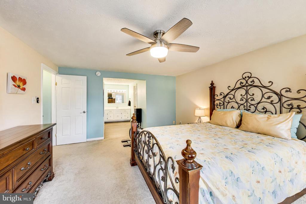 8404 CHILLUM COURT