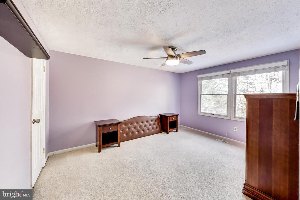 8404 CHILLUM COURT