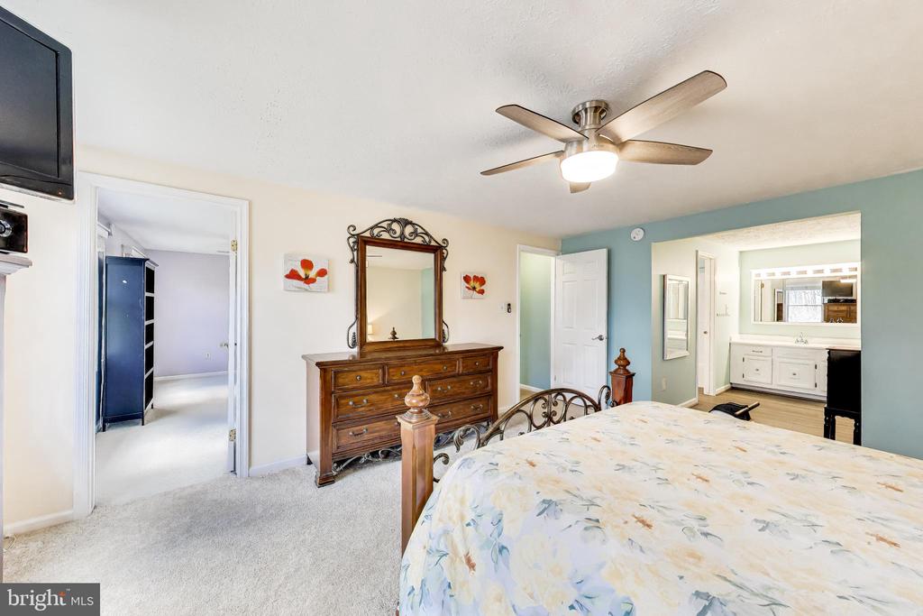8404 CHILLUM COURT