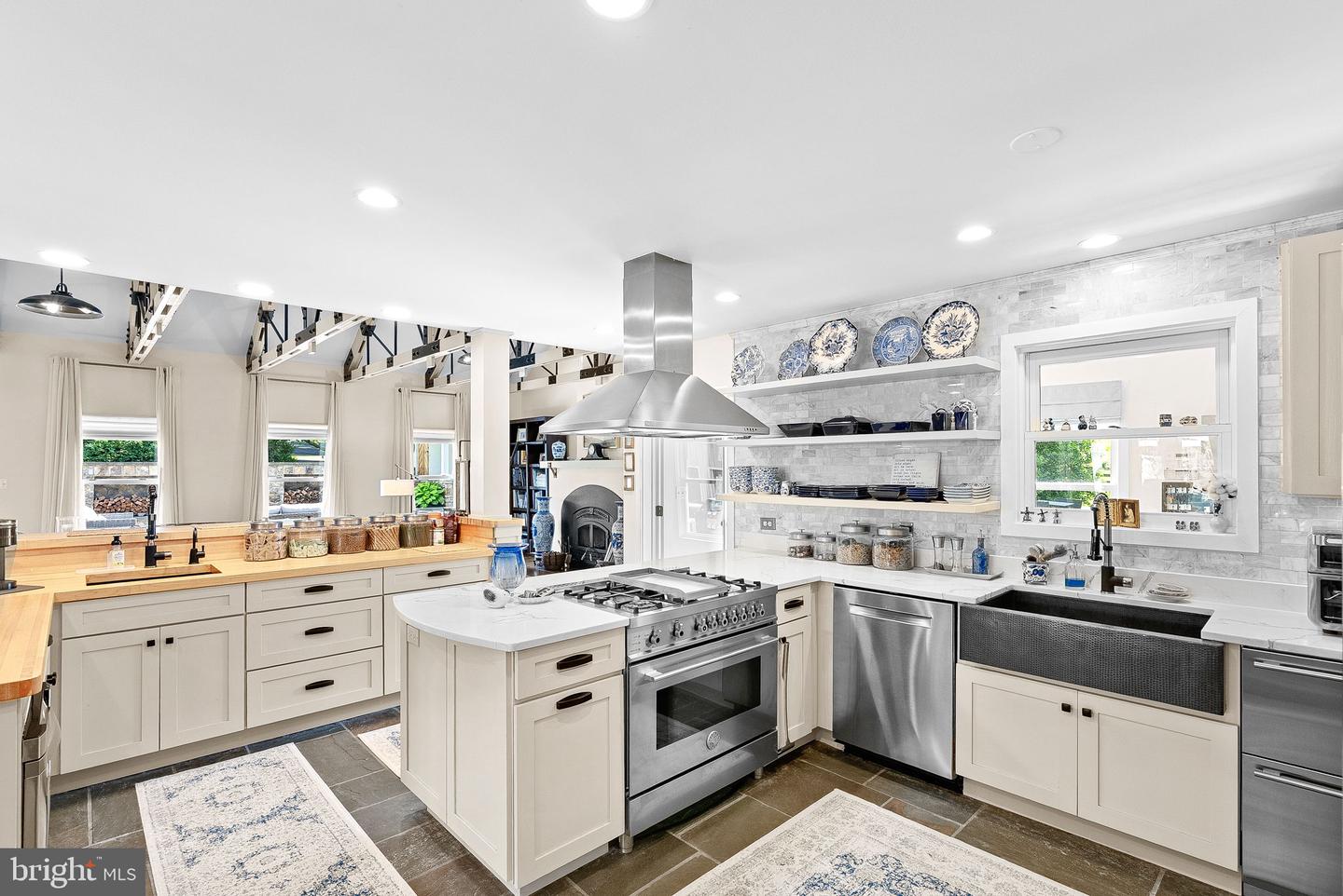 36437 Whispering Springs Ct