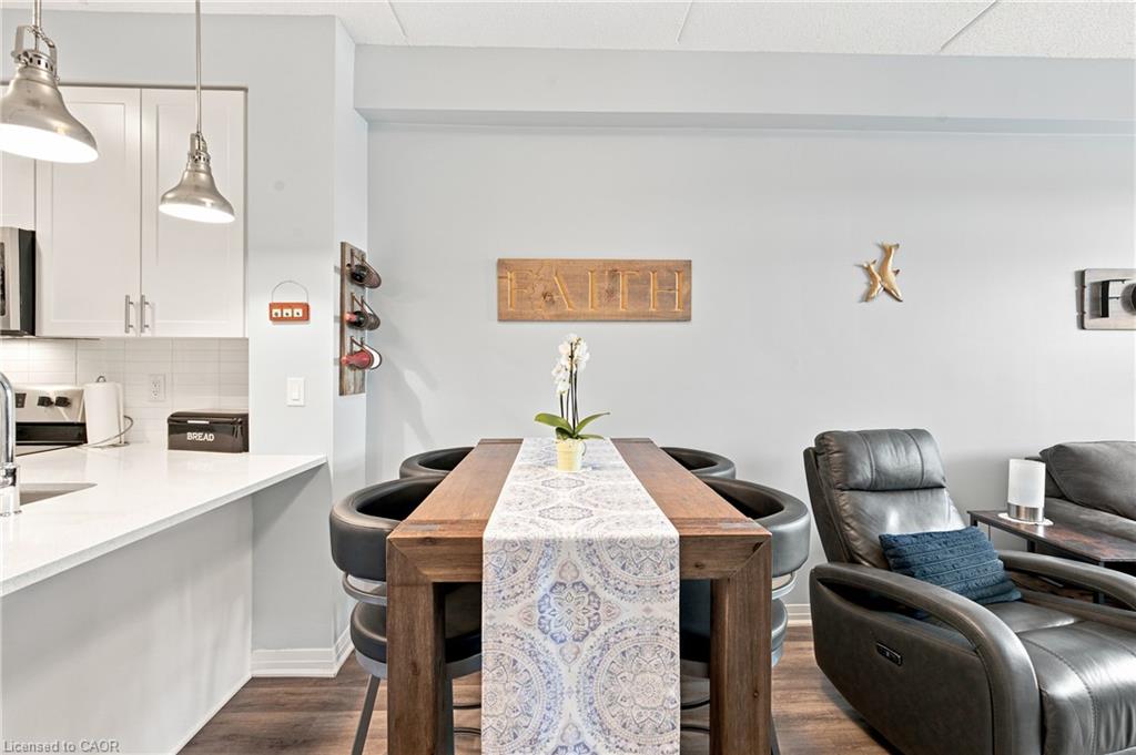 126-610 Farmstead Drive Unit: 126