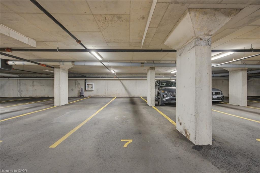 126-610 Farmstead Drive Unit: 126