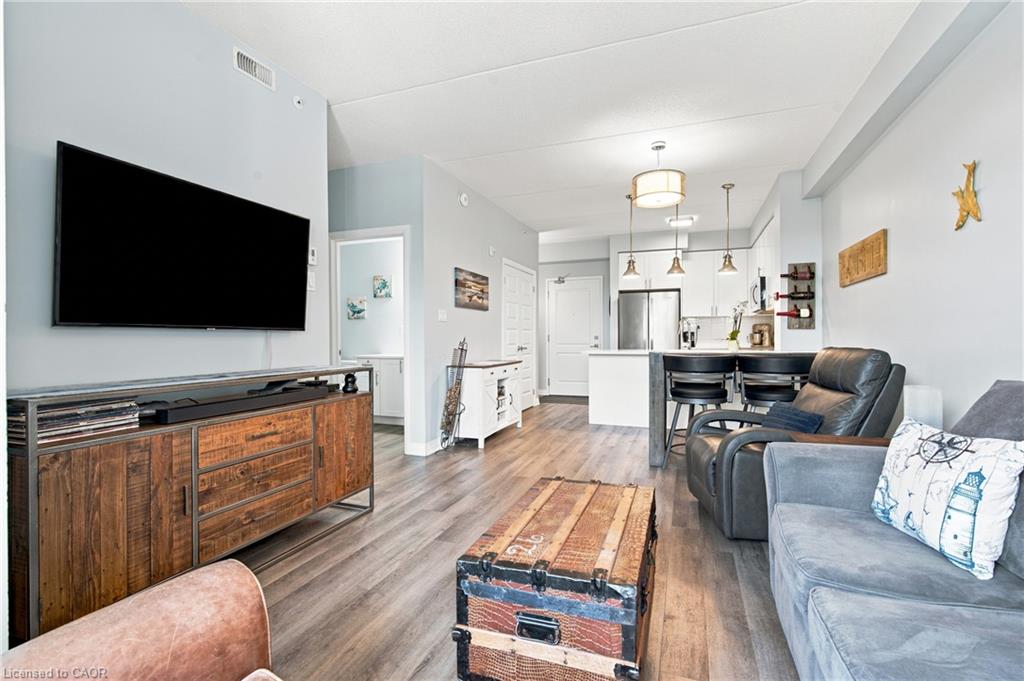 126-610 Farmstead Drive Unit: 126