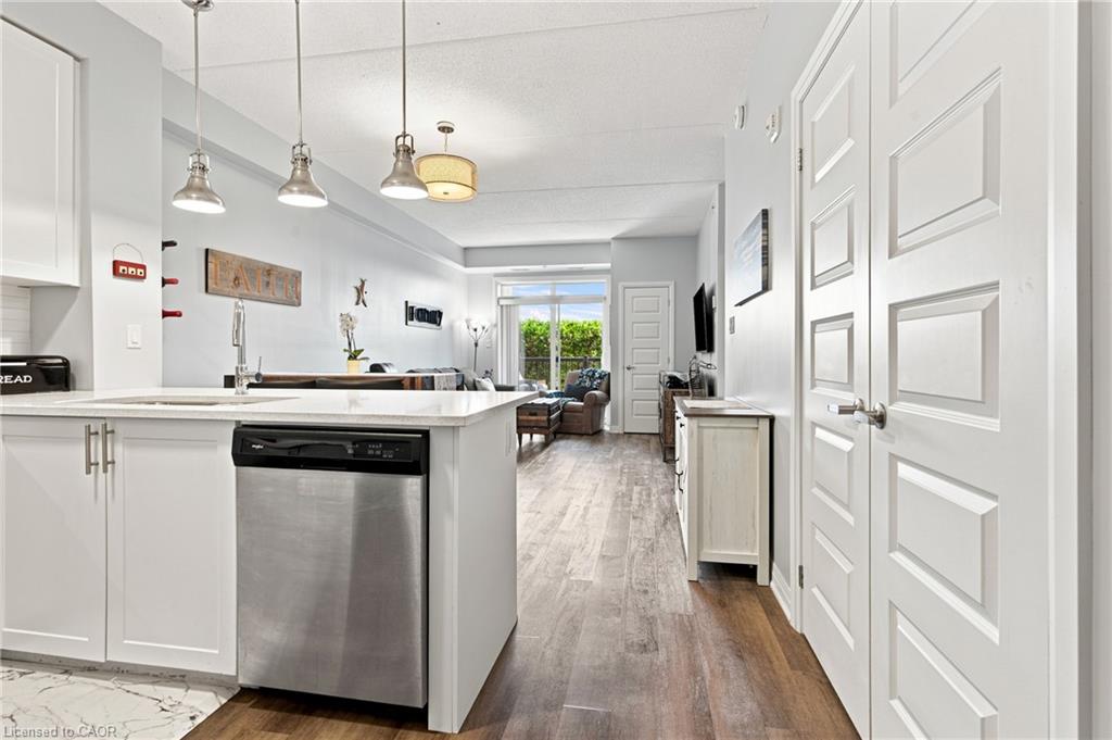 126-610 Farmstead Drive Unit: 126