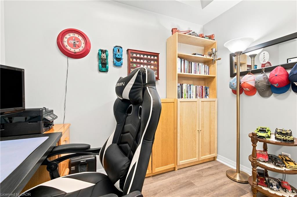 126-610 Farmstead Drive Unit: 126