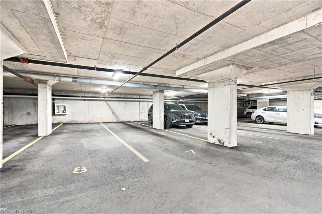 126-610 Farmstead Drive Unit: 126