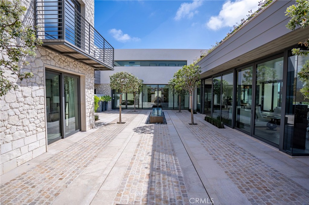 5 Pacific Ridge Place