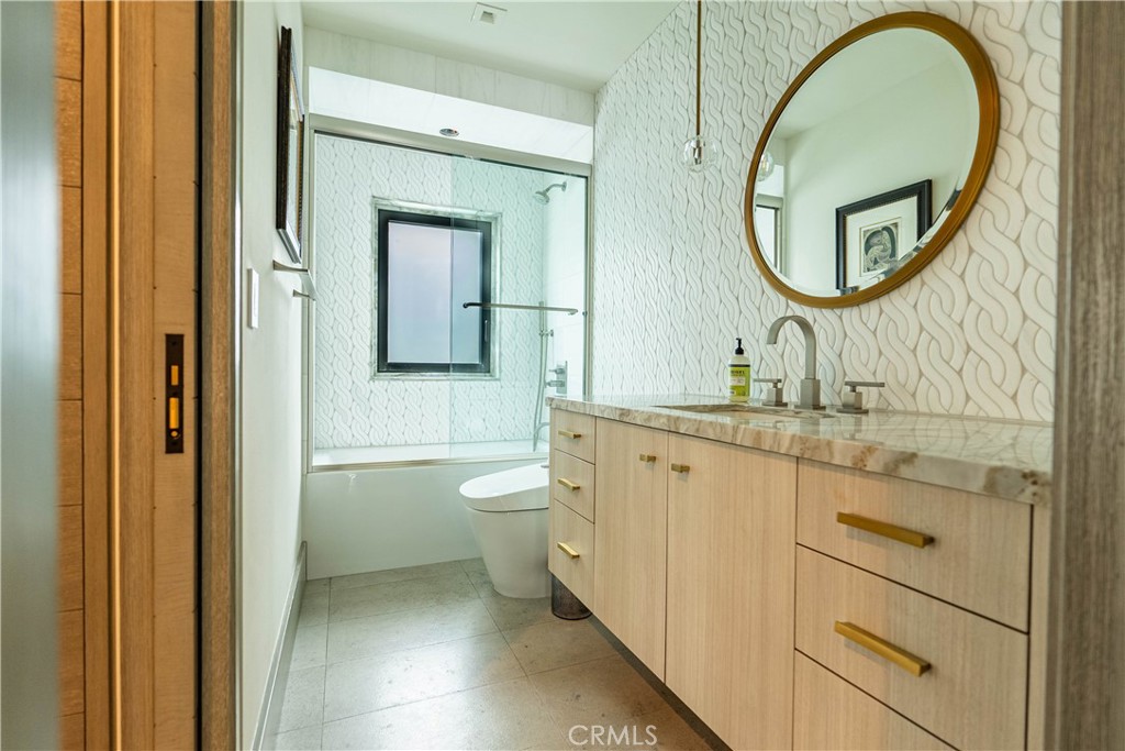 5 Pacific Ridge Place