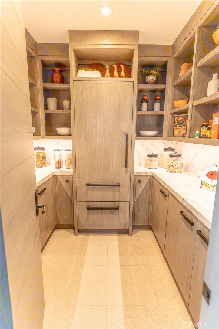 5 Pacific Ridge Place