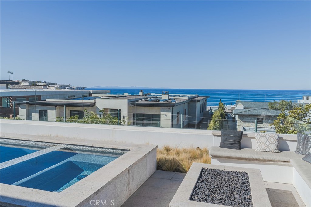 5 Pacific Ridge Place