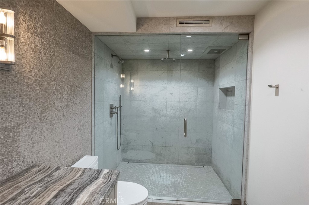 5 Pacific Ridge Place