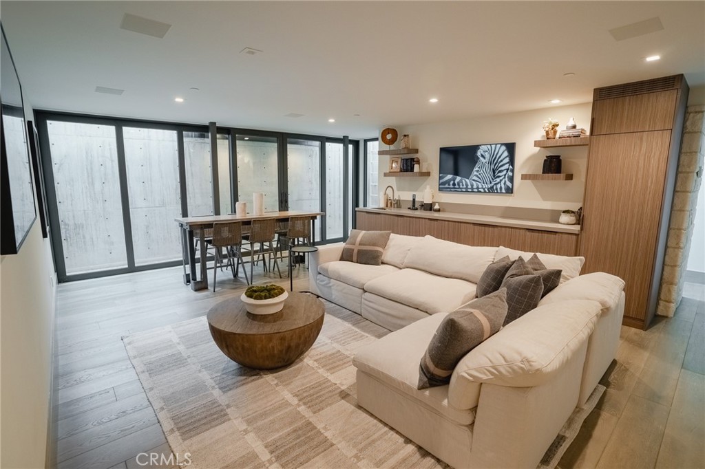 5 Pacific Ridge Place