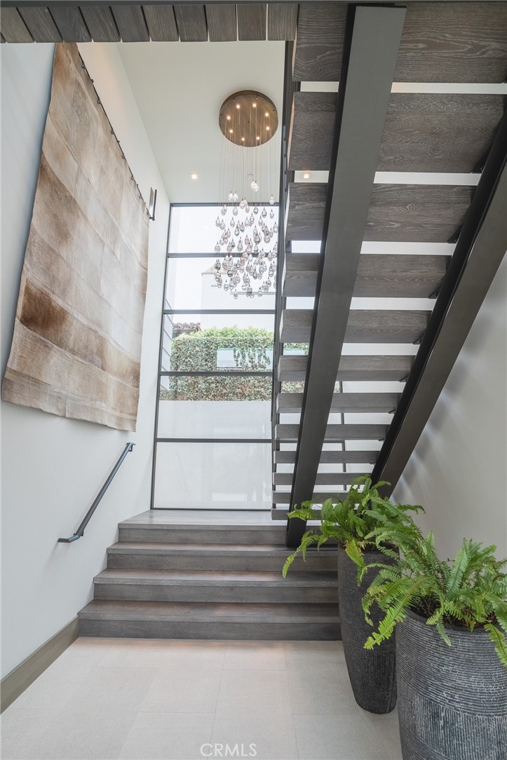 5 Pacific Ridge Place
