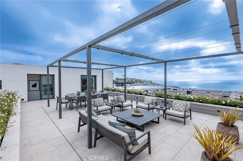 5 Pacific Ridge Place