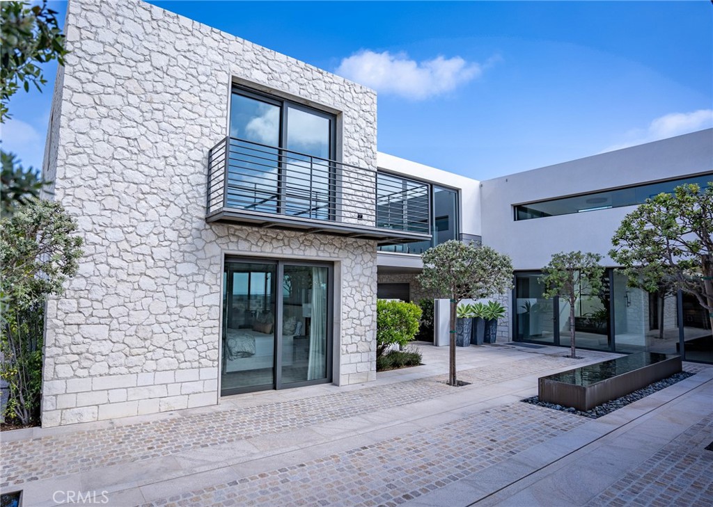 5 Pacific Ridge Place