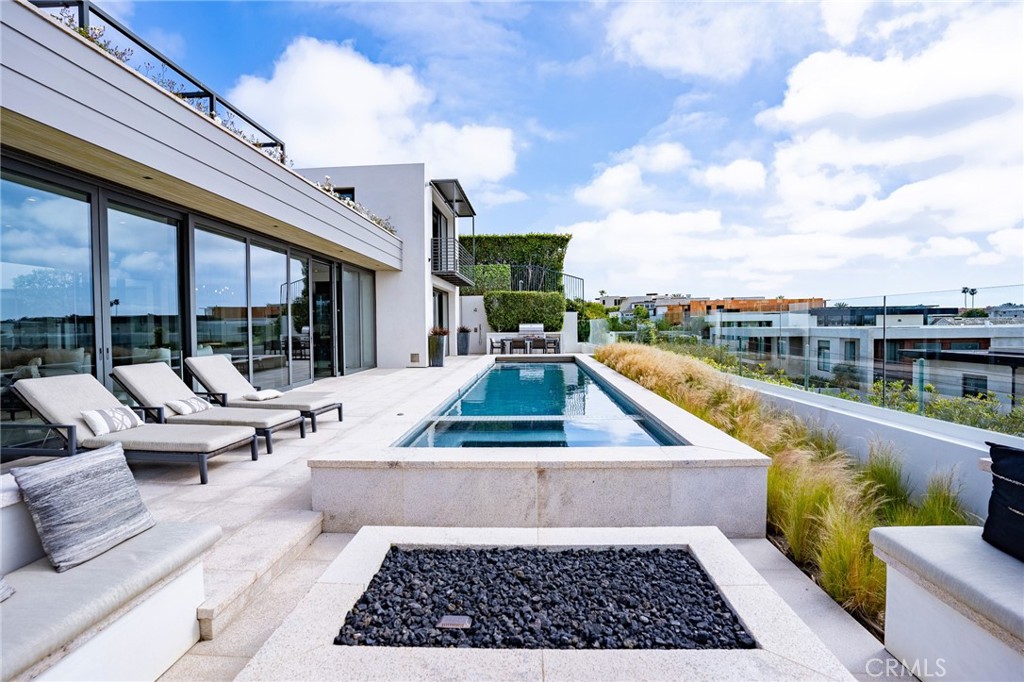 5 Pacific Ridge Place