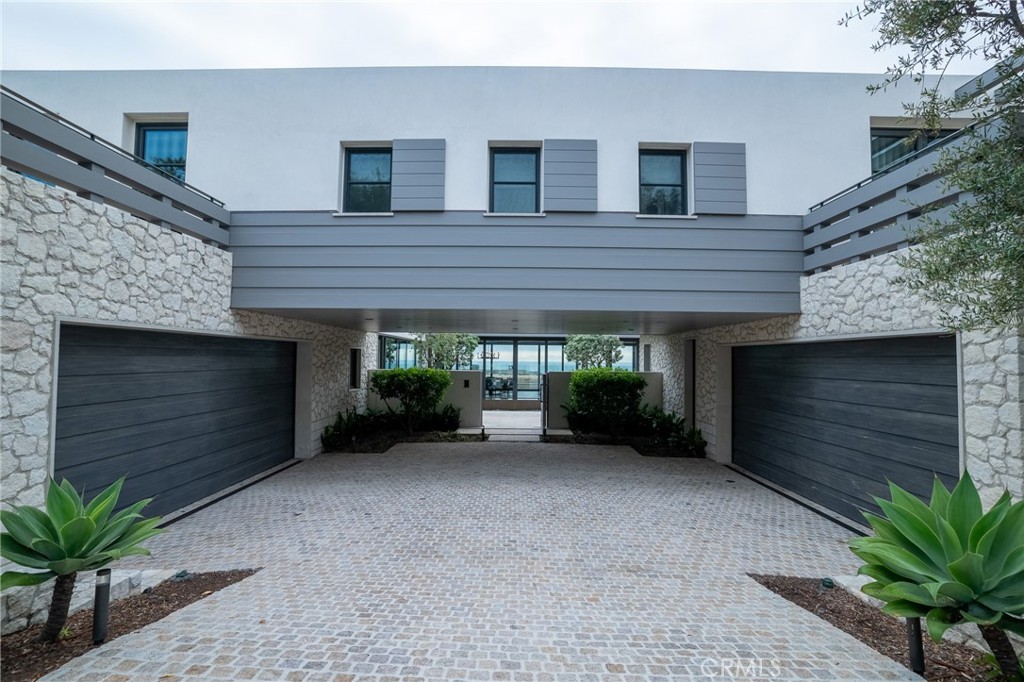 5 Pacific Ridge Place