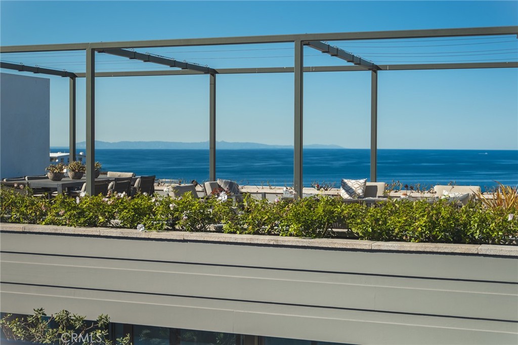 5 Pacific Ridge Place