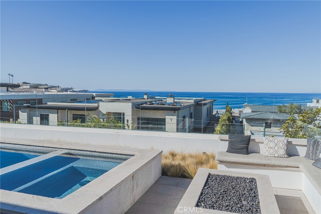 5 Pacific Ridge Place