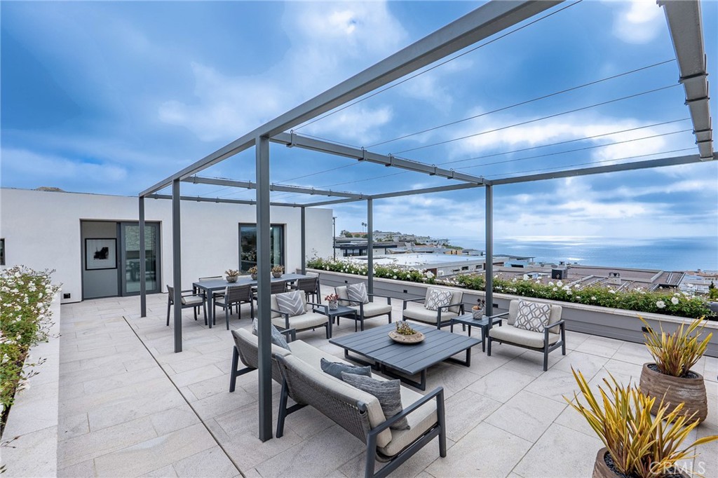5 Pacific Ridge Place