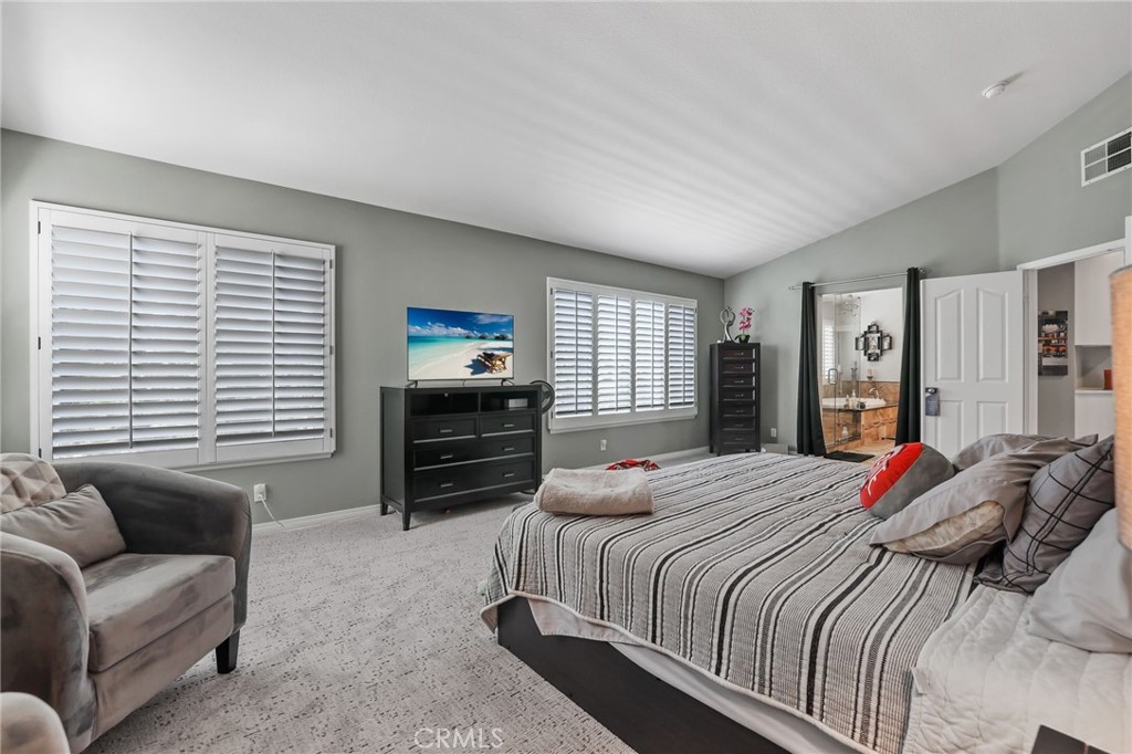 22701 Foxridge
