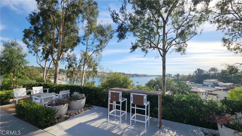 22701 Foxridge