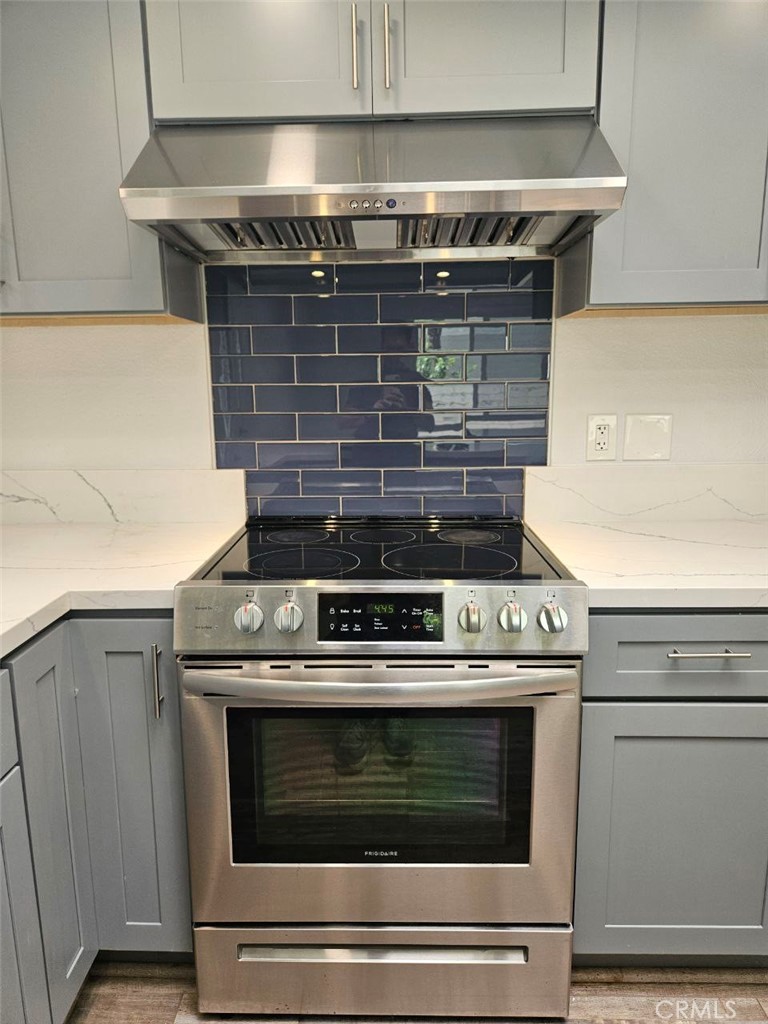 633 Avenida Sevilla P