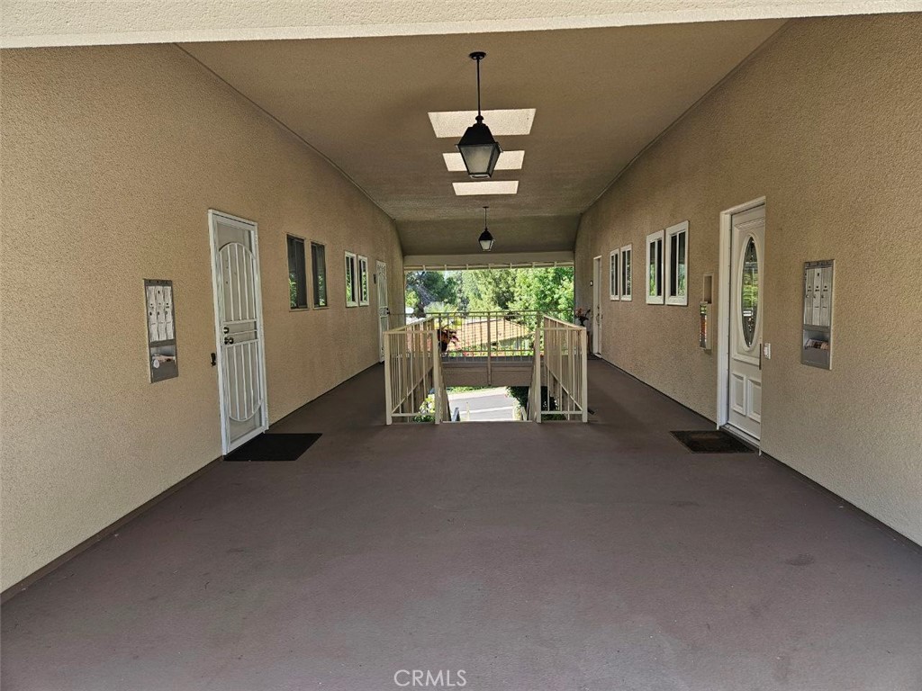 633 Avenida Sevilla P