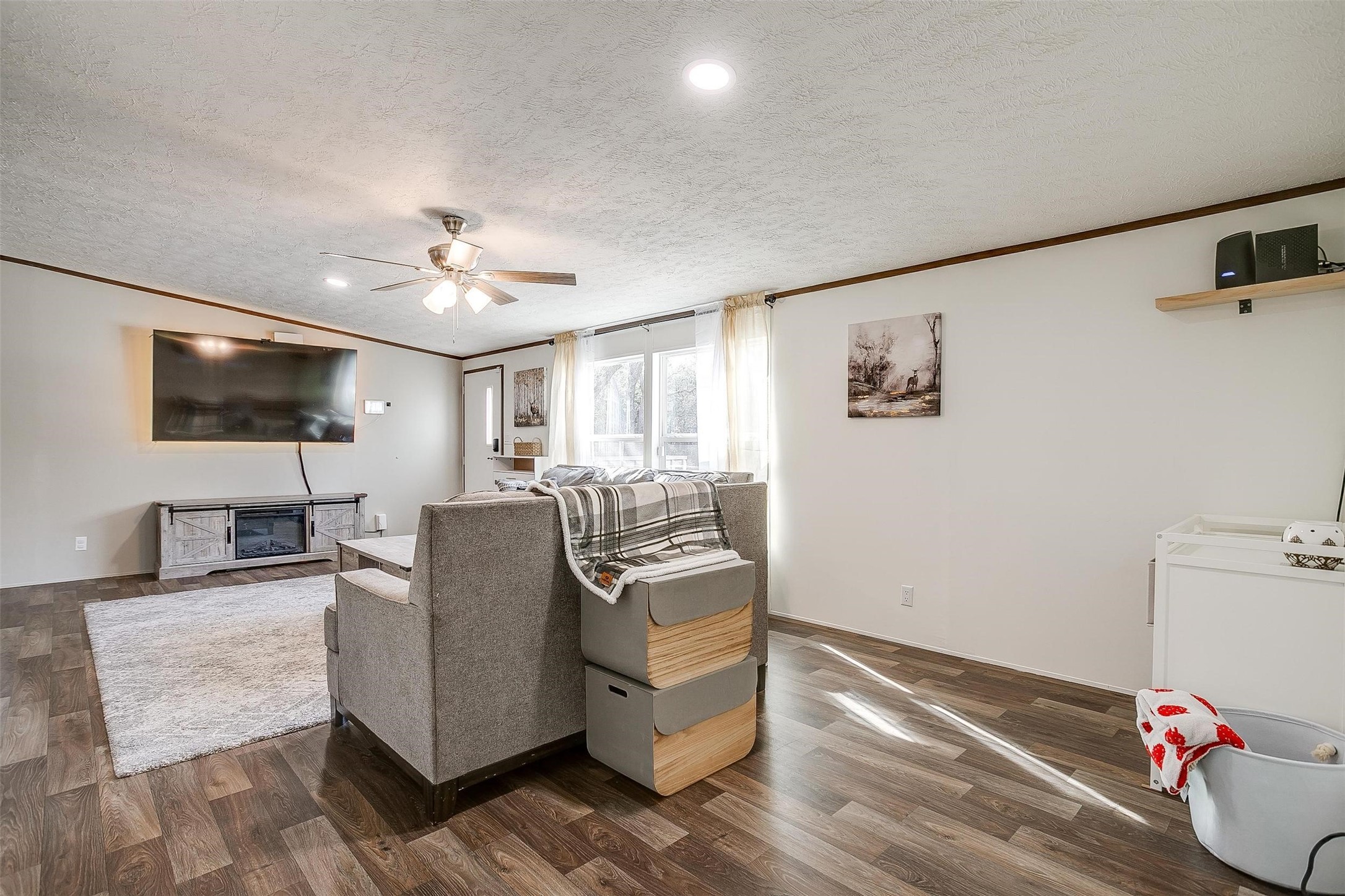 4801 Cedar Hill Drive