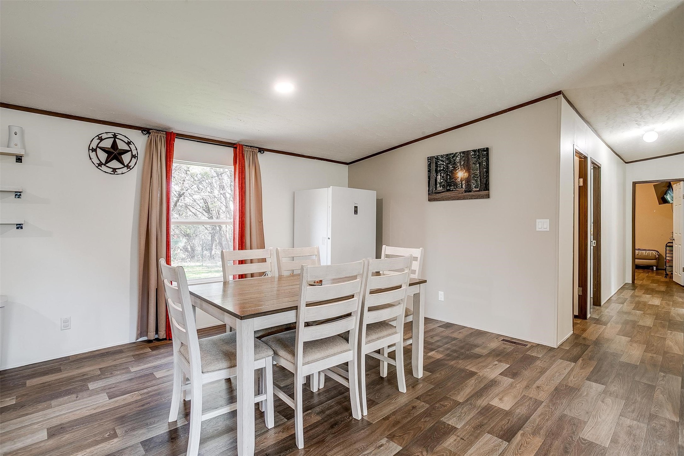 4801 Cedar Hill Drive