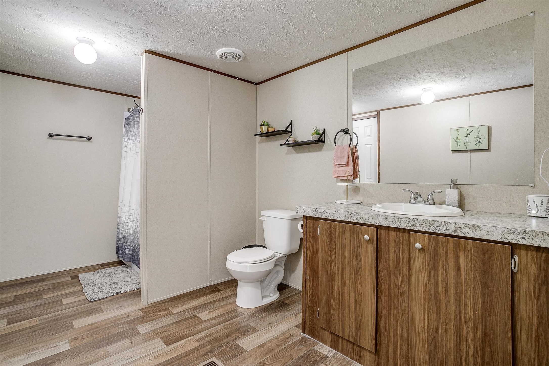 4801 Cedar Hill Drive