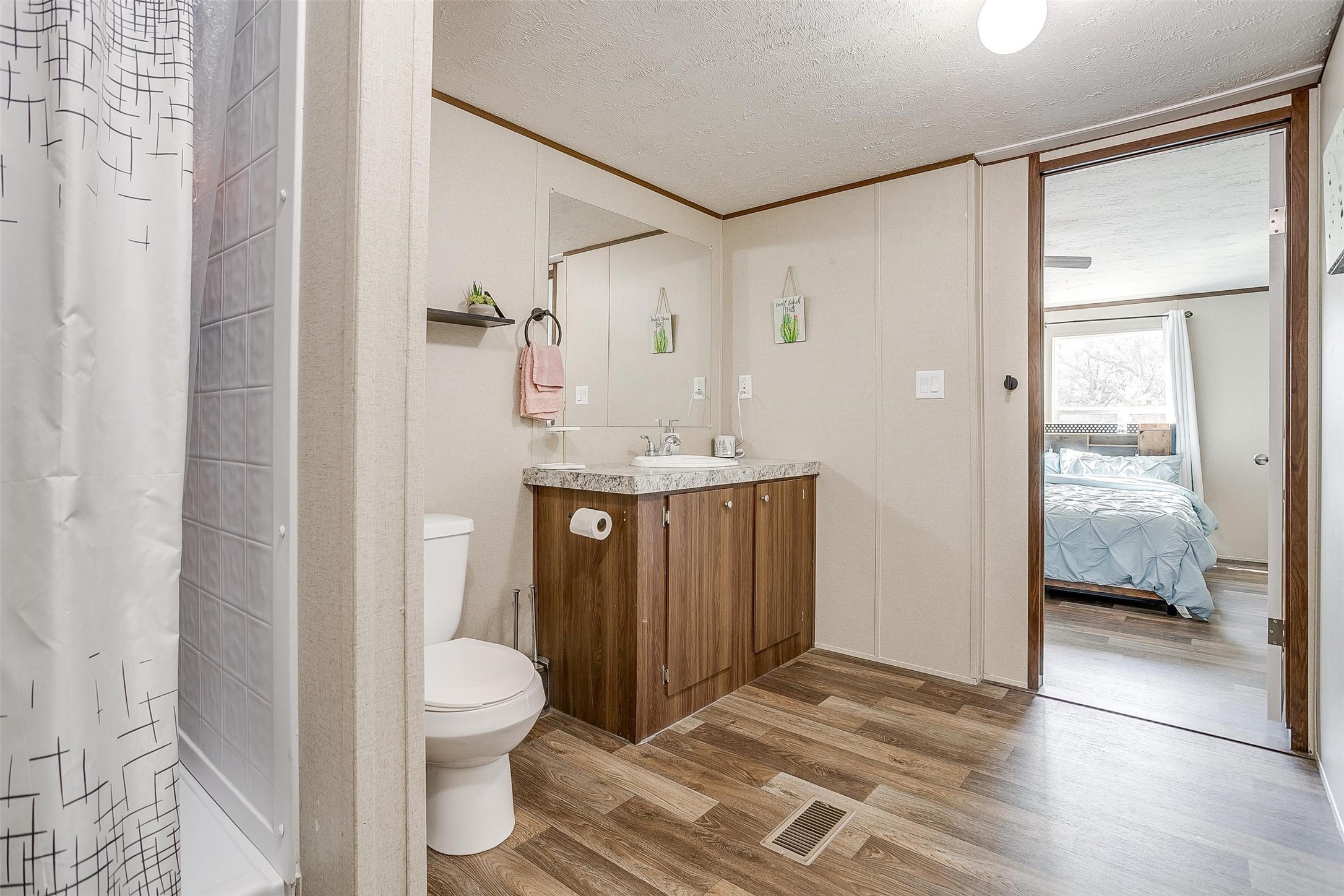 4801 Cedar Hill Drive