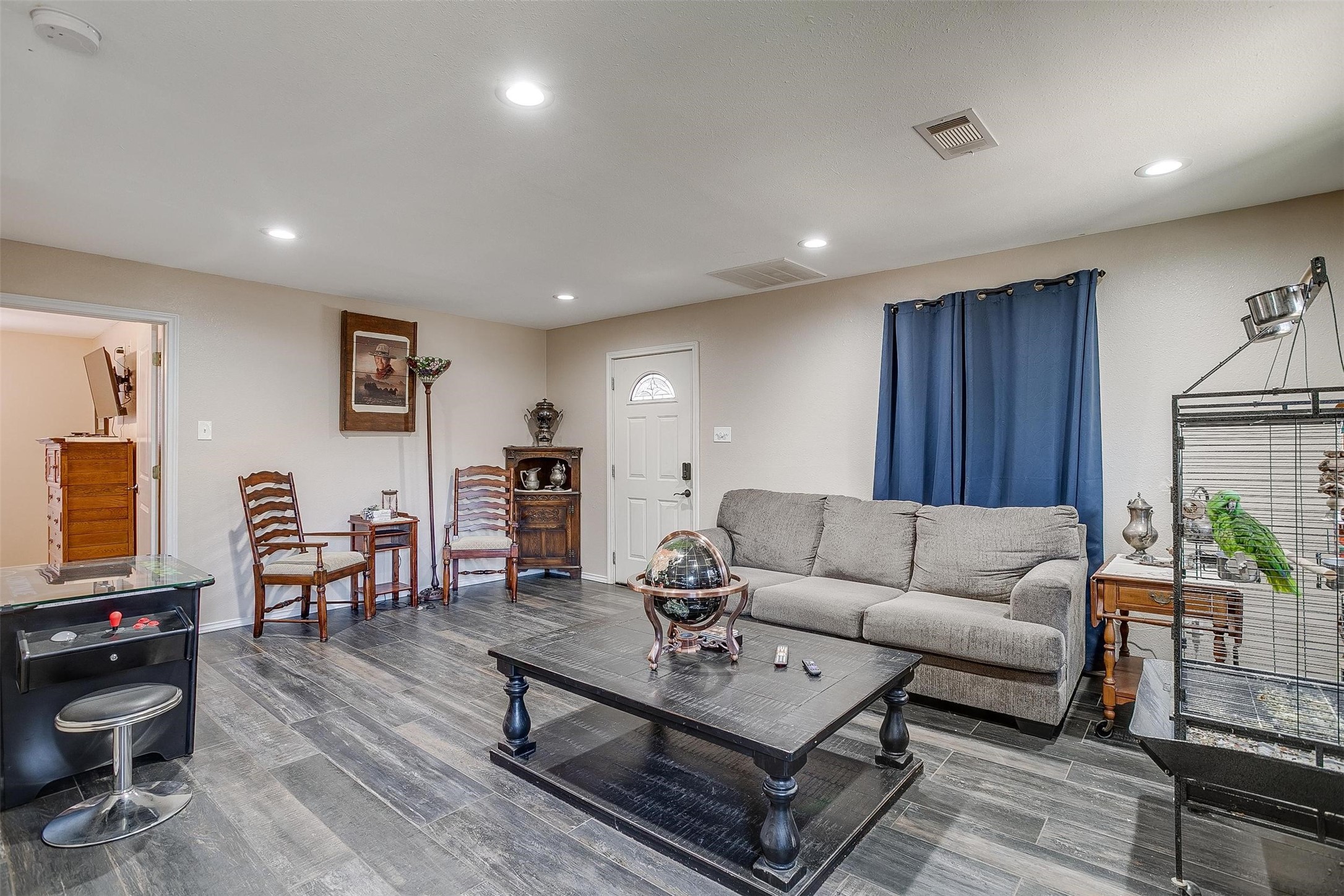 4802 Chisholm Trail