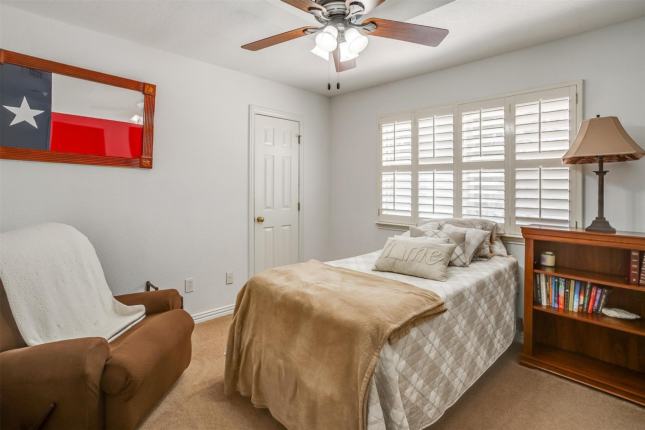 4 Velvet Court
