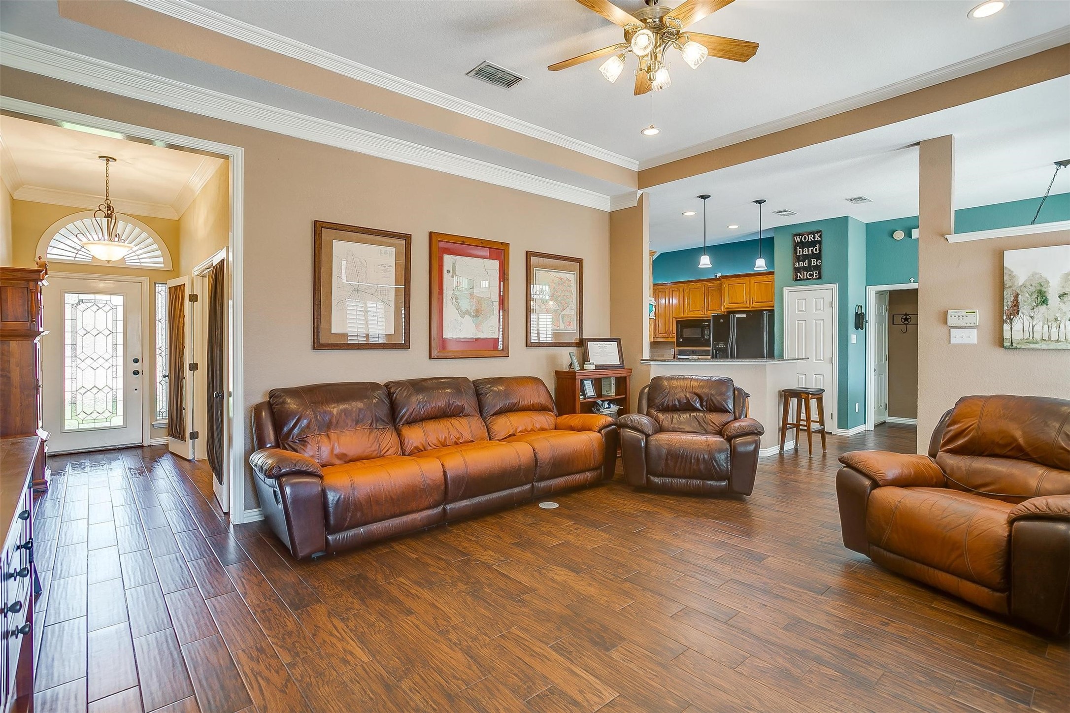 4 Velvet Court