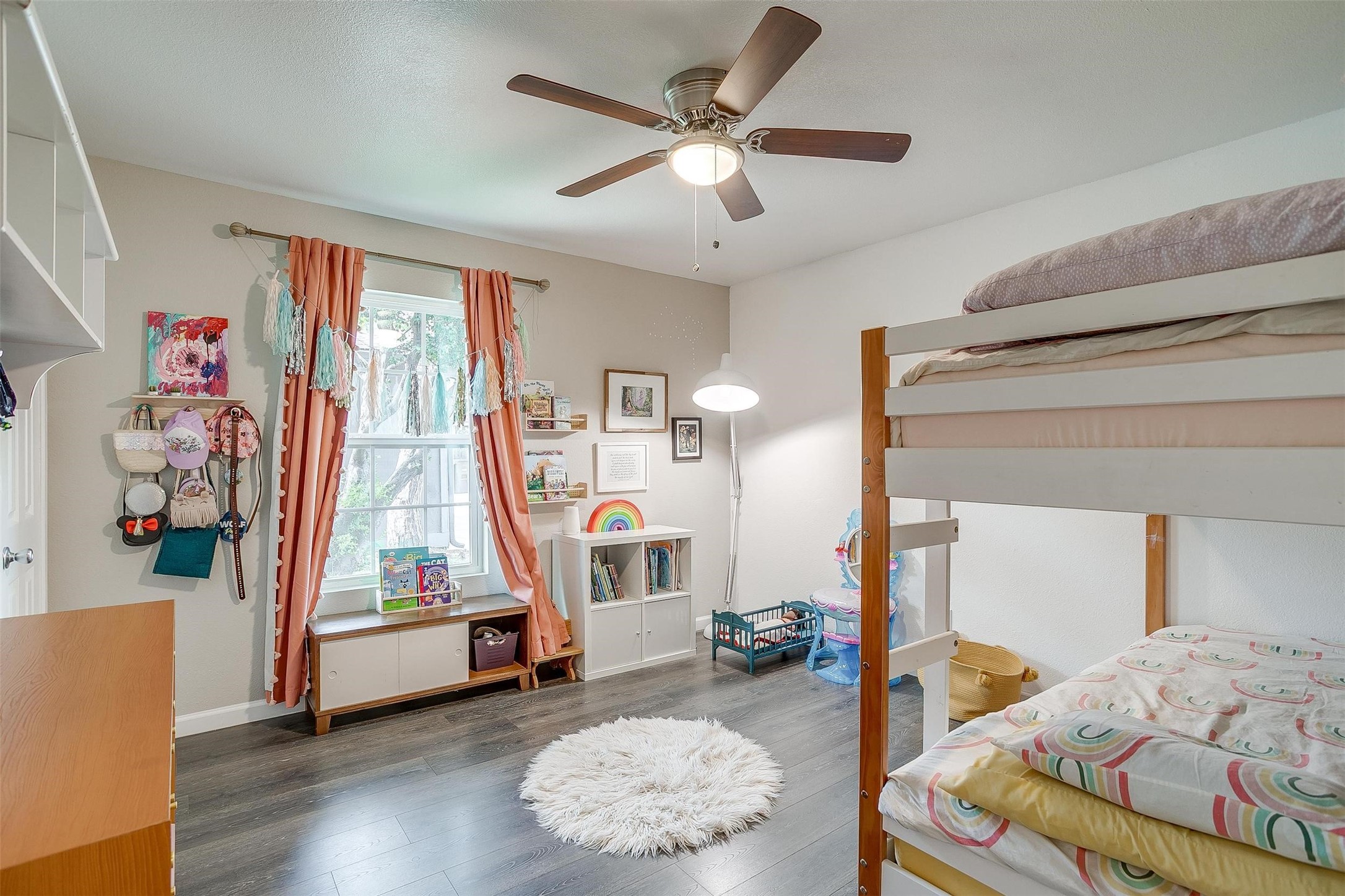 6325 Wallingford Drive