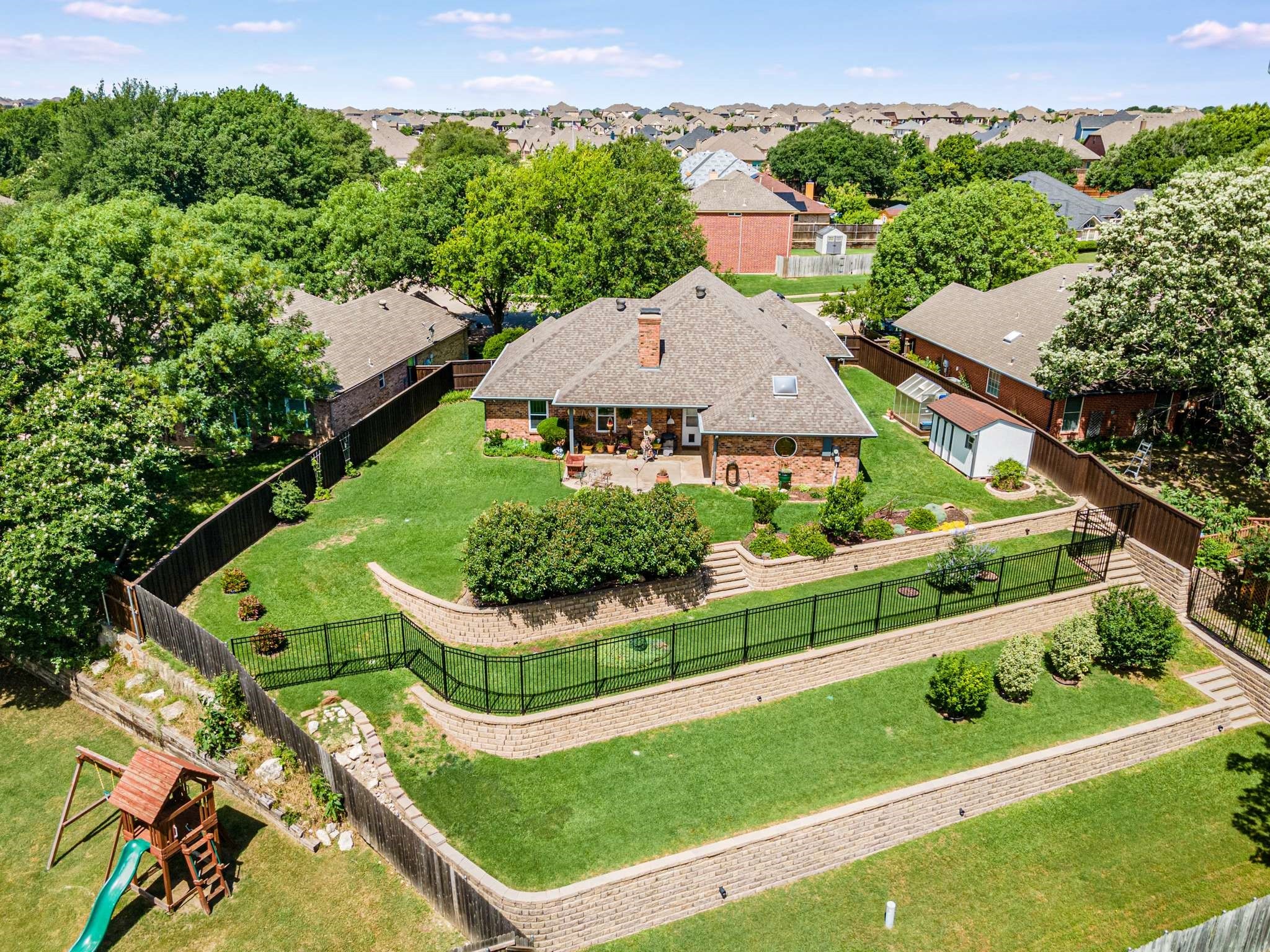 10253 Fieldcrest Drive