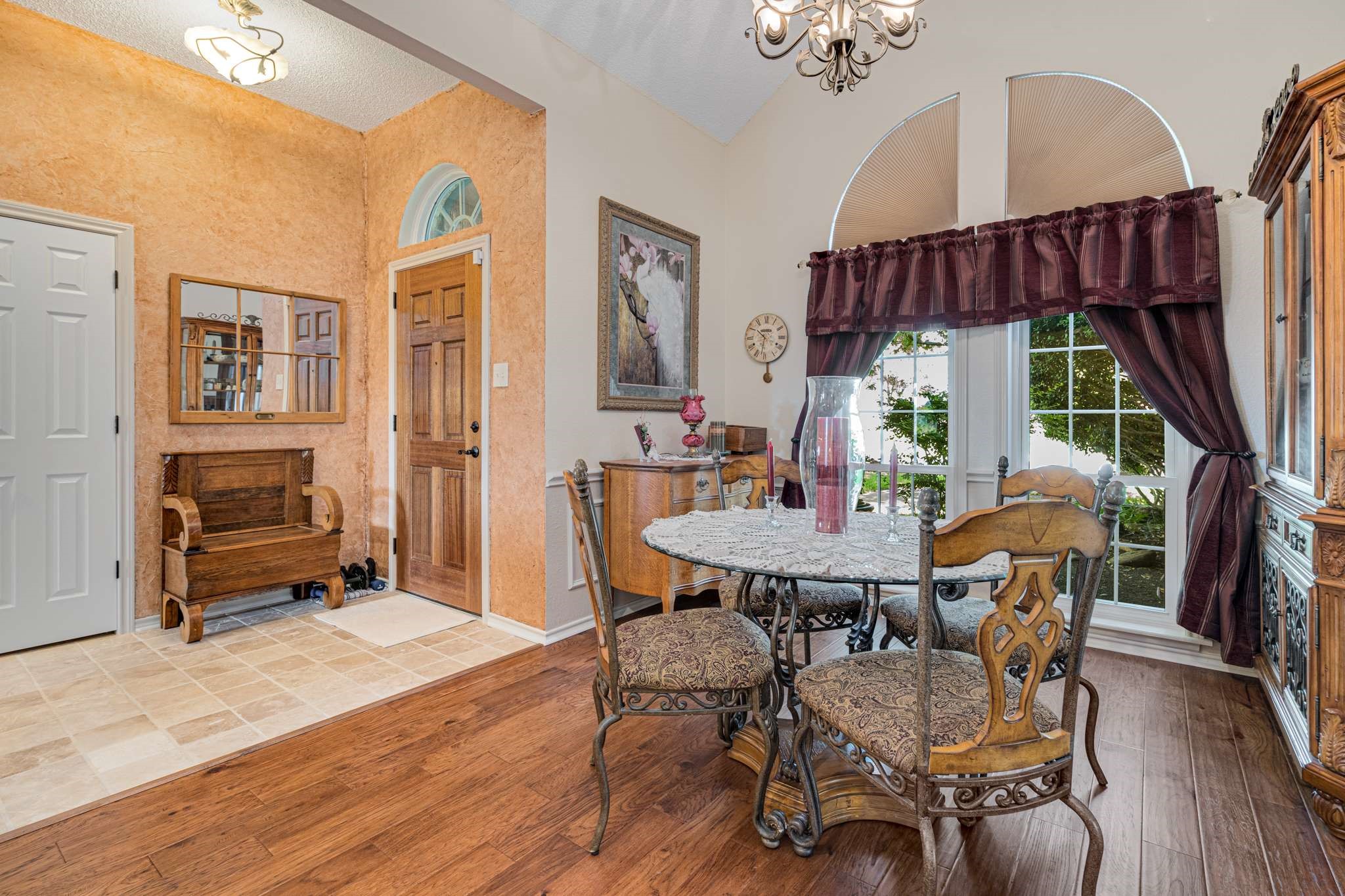 10253 Fieldcrest Drive