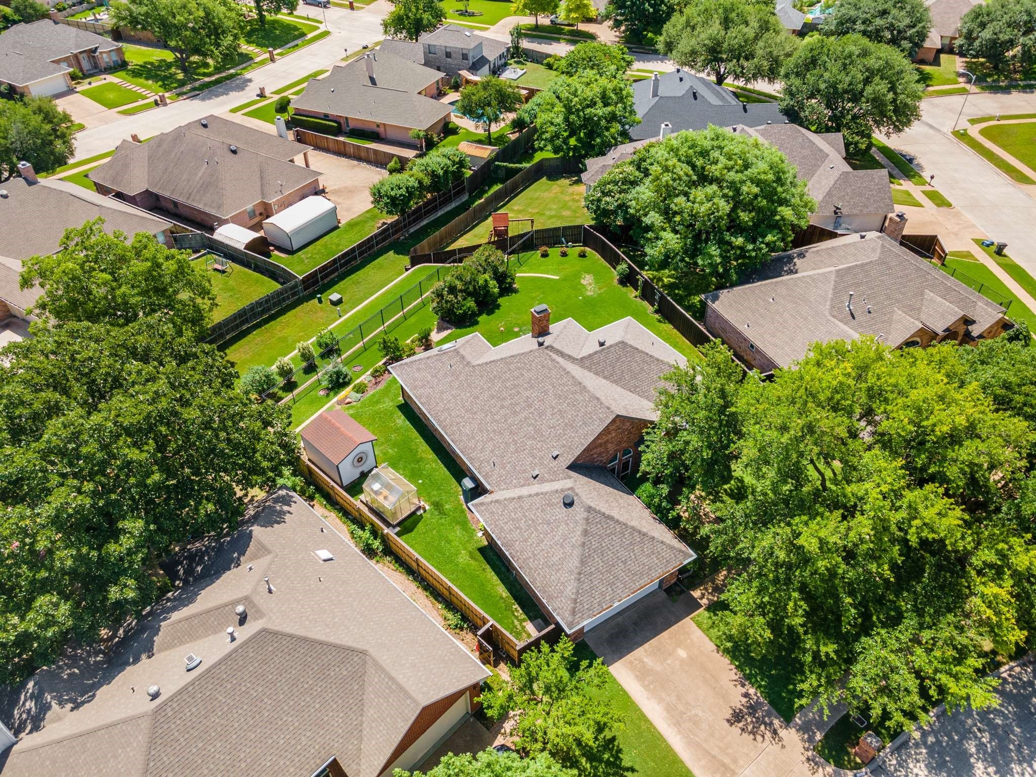 10253 Fieldcrest Drive