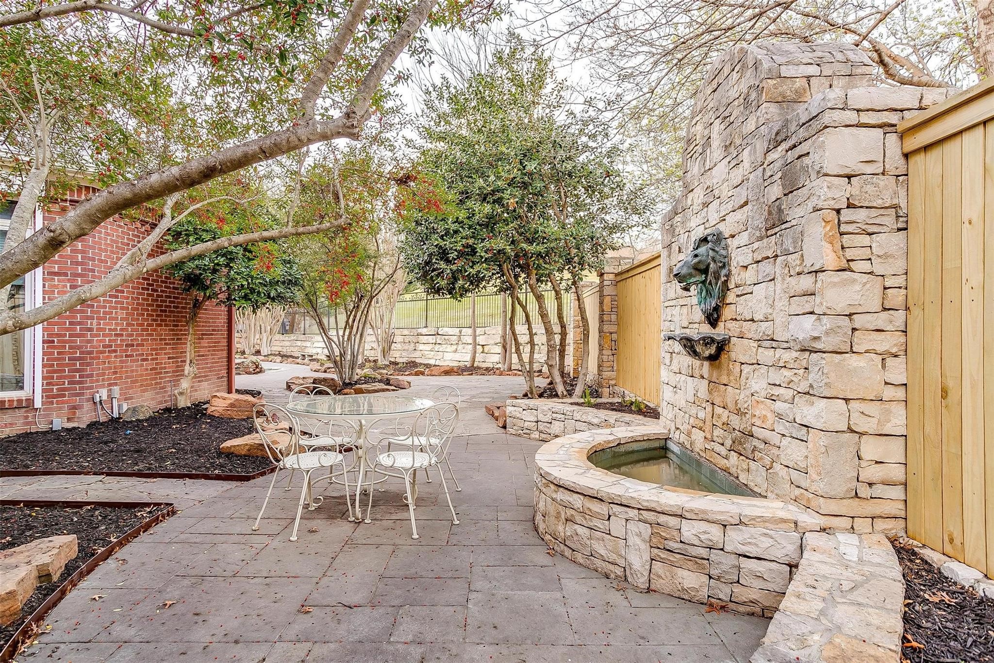 6805 Laurel Valley Drive