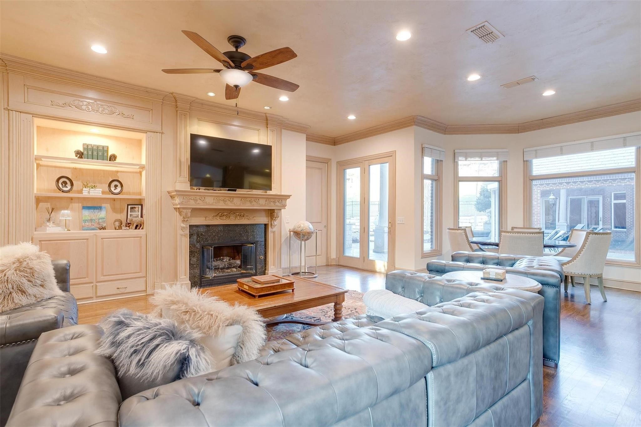 6805 Laurel Valley Drive