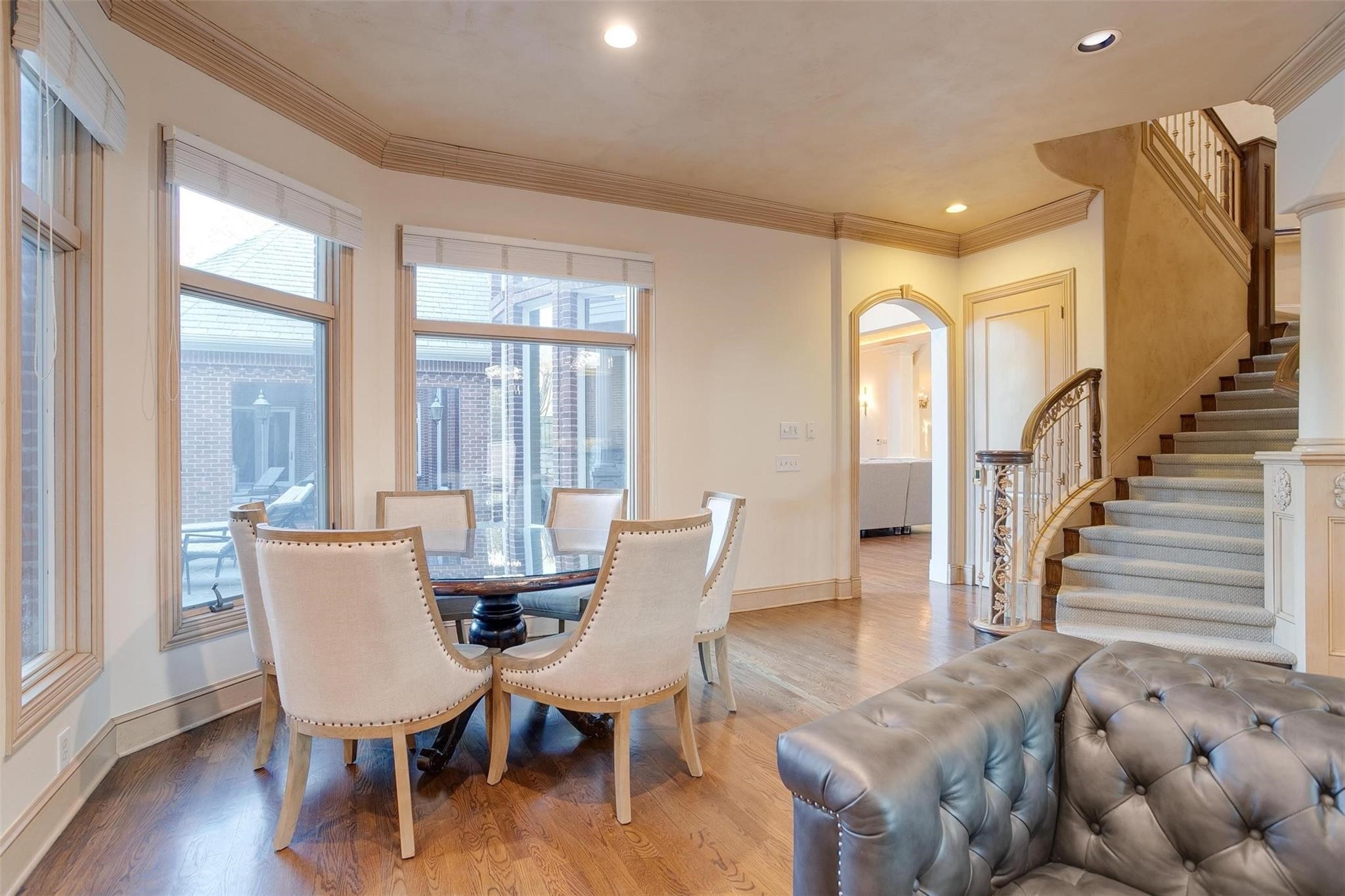 6805 Laurel Valley Drive