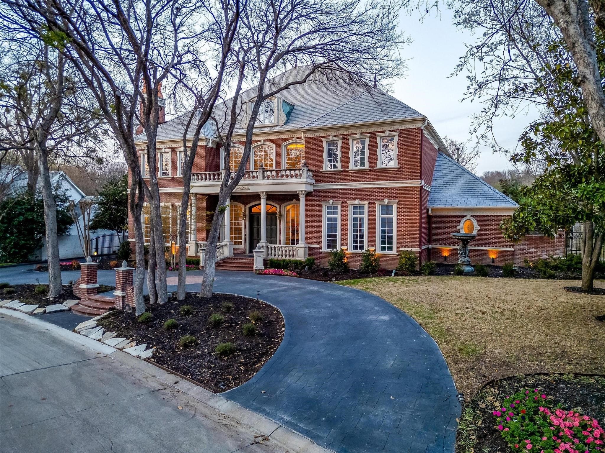 6805 Laurel Valley Drive