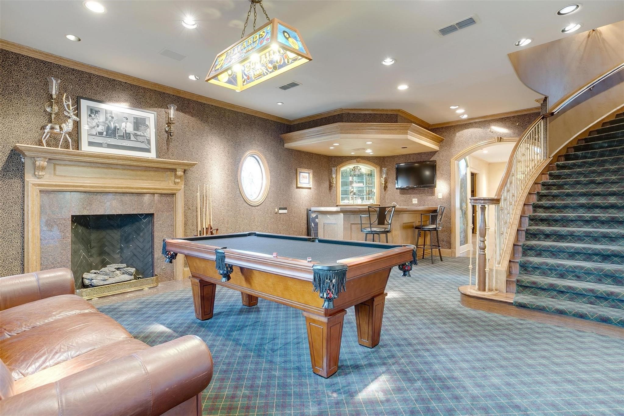 6805 Laurel Valley Drive