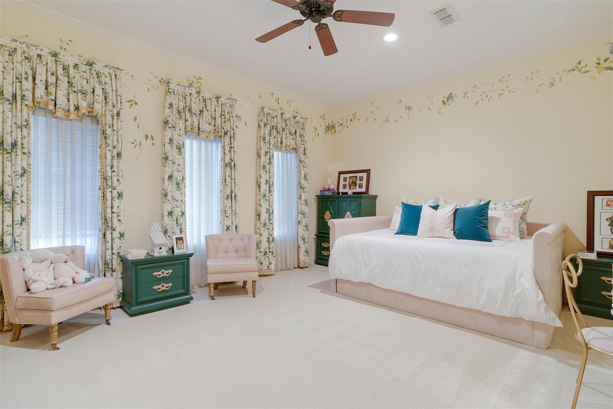 6805 Laurel Valley Drive